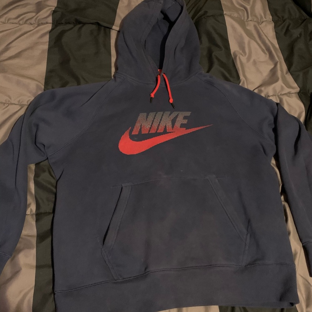 Men’s Nike hoodie